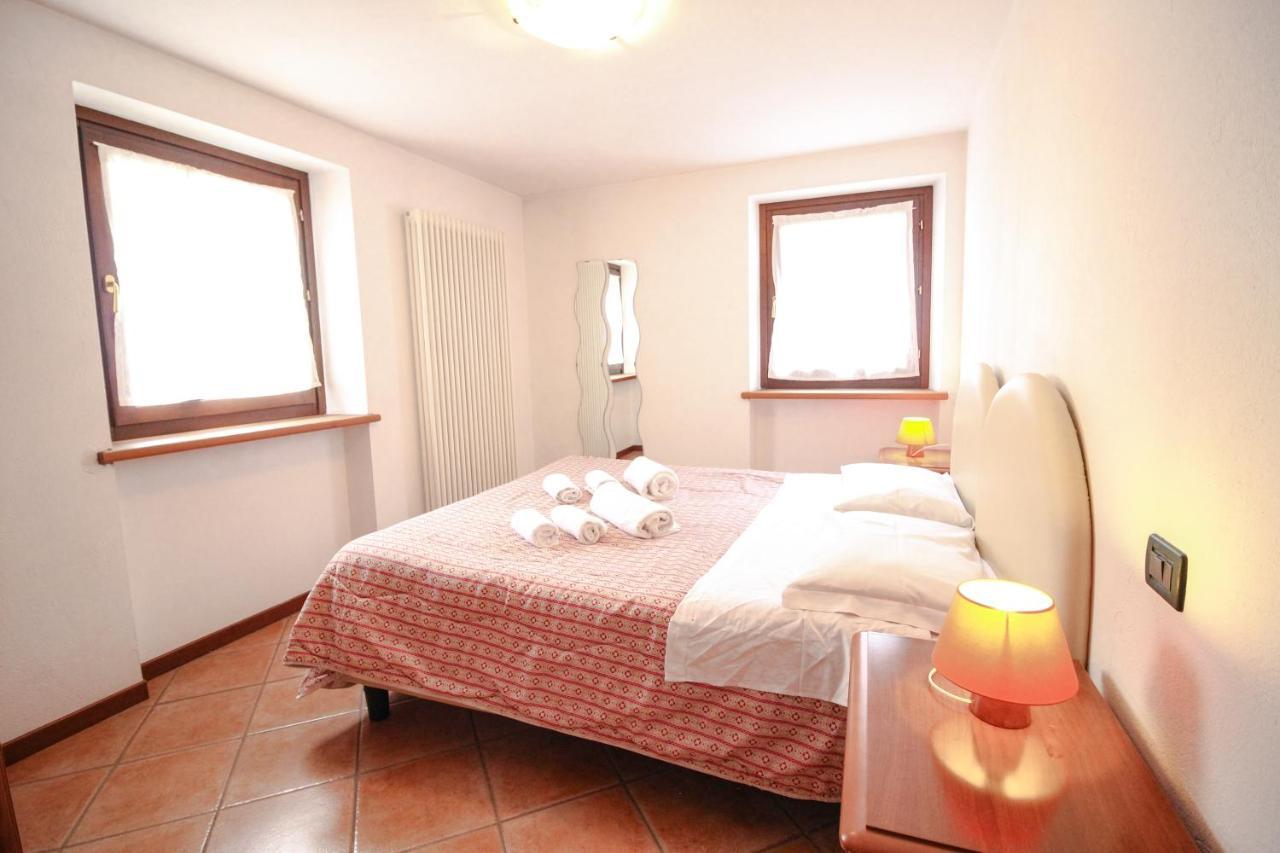 Residence Aquila - Bilo Punta Goa Brusson Luaran gambar
