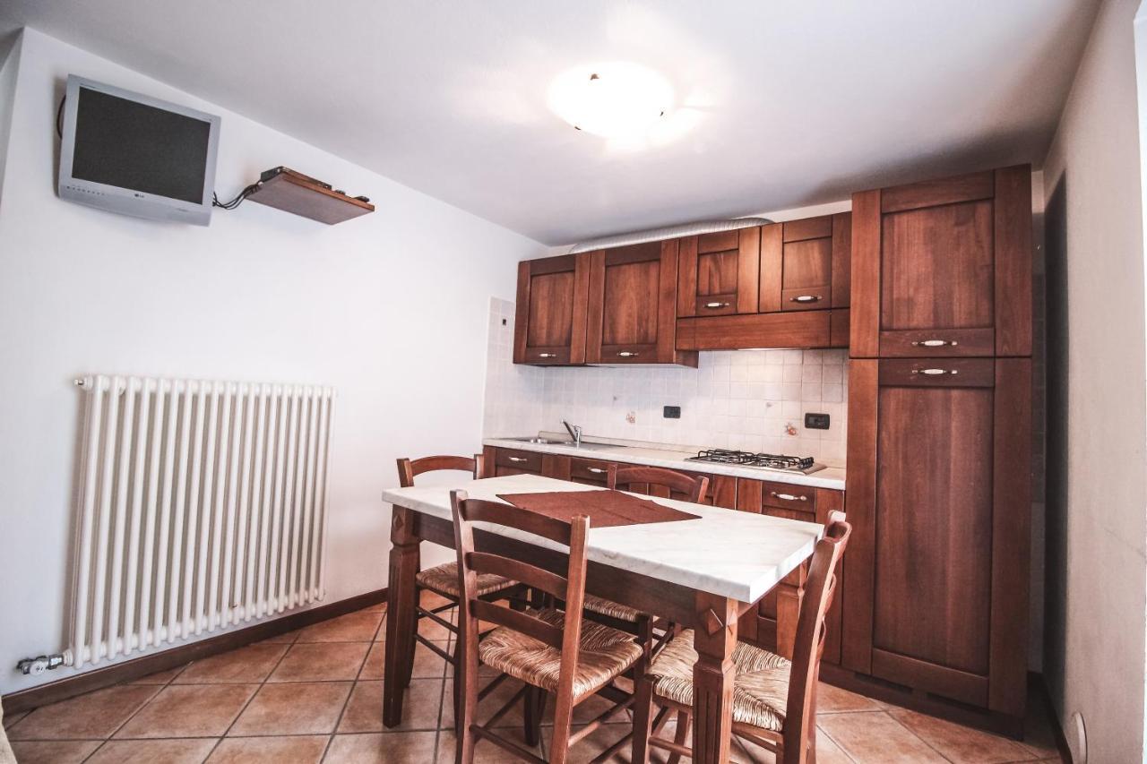 Residence Aquila - Bilo Punta Goa Brusson Luaran gambar