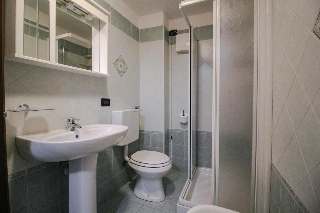 Residence Aquila - Bilo Punta Goa Brusson Luaran gambar