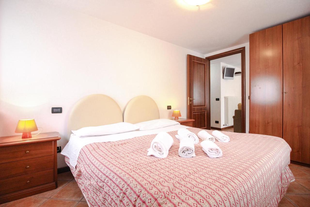Residence Aquila - Bilo Punta Goa Brusson Luaran gambar